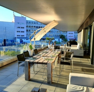 eventlokal cafeteria terrasse mit lounge